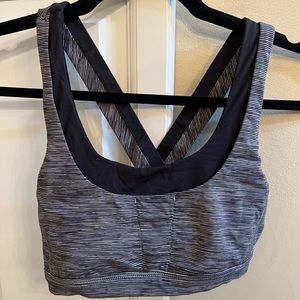 Lululemon black/grey sports bra size 6